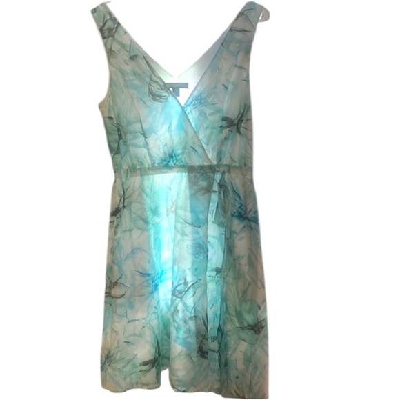 Tommy Bahama Dresses & Skirts - Tommy Bahama Blue and White Midi Dress